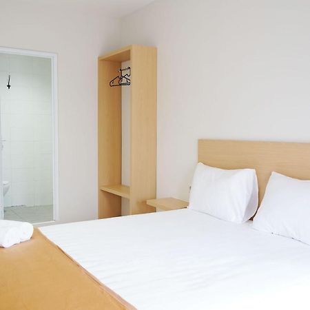 Urooms Senayan Jakarta Kültér fotó