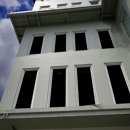 Urooms Senayan Jakarta Kültér fotó