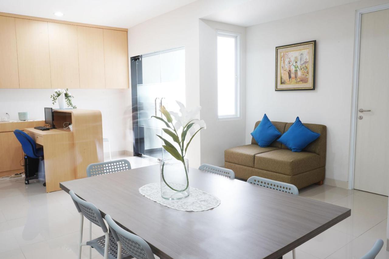 Urooms Senayan Jakarta Kültér fotó